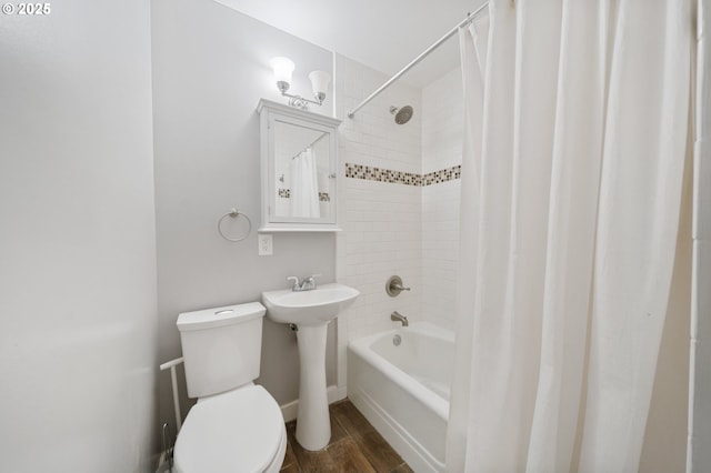 2822 NE Fremont Dr, Portland, OR 97220 - bathroom featuring wood finished floors and shower / bathtub combination with curtain