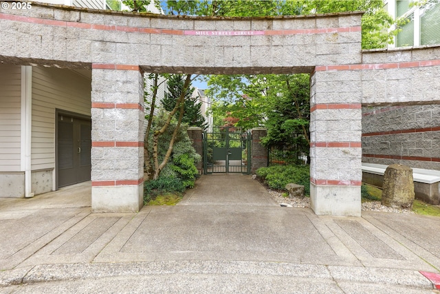 1710 S Harbor Way Unit 201, Portland, OR 97201 - entrance to property featuring a gate
