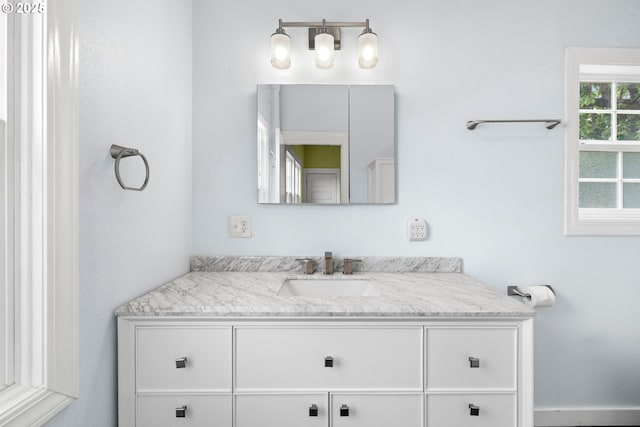 4536 N Haight Ave, Portland, OR 97217 - bathroom with vanity