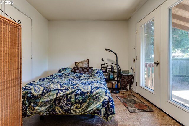 1327 Grant St, Eugene, OR 97402 - bedroom with access to exterior and multiple windows