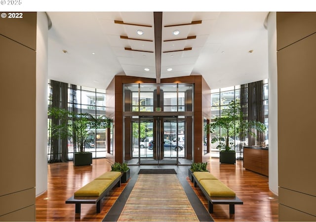 3601 S River Pkwy Unit 800, Portland, OR 97239 - lobby featuring a towering ceiling and a wall of windows