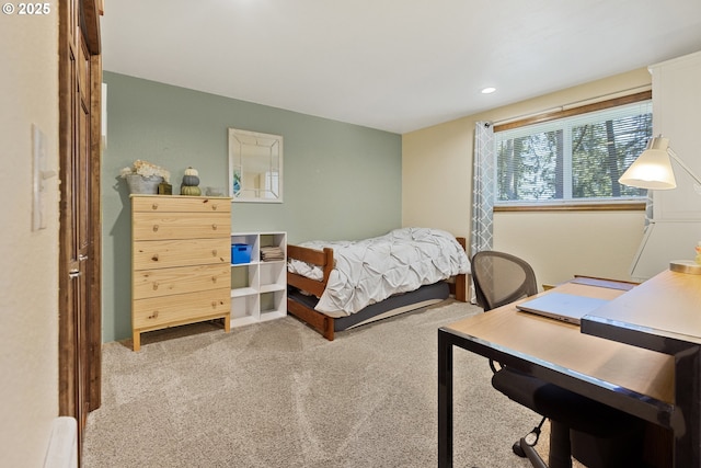 311 S 68th Pl, Springfield, OR 97478 - bedroom with carpet, an office area, and recessed lighting