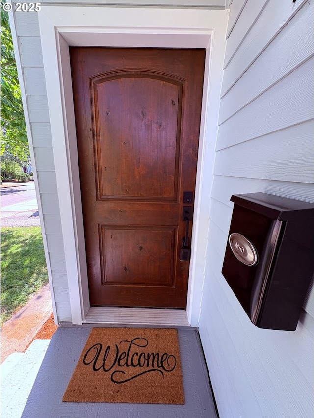 708 W 28th St, Vancouver, WA 98660 - doorway to property