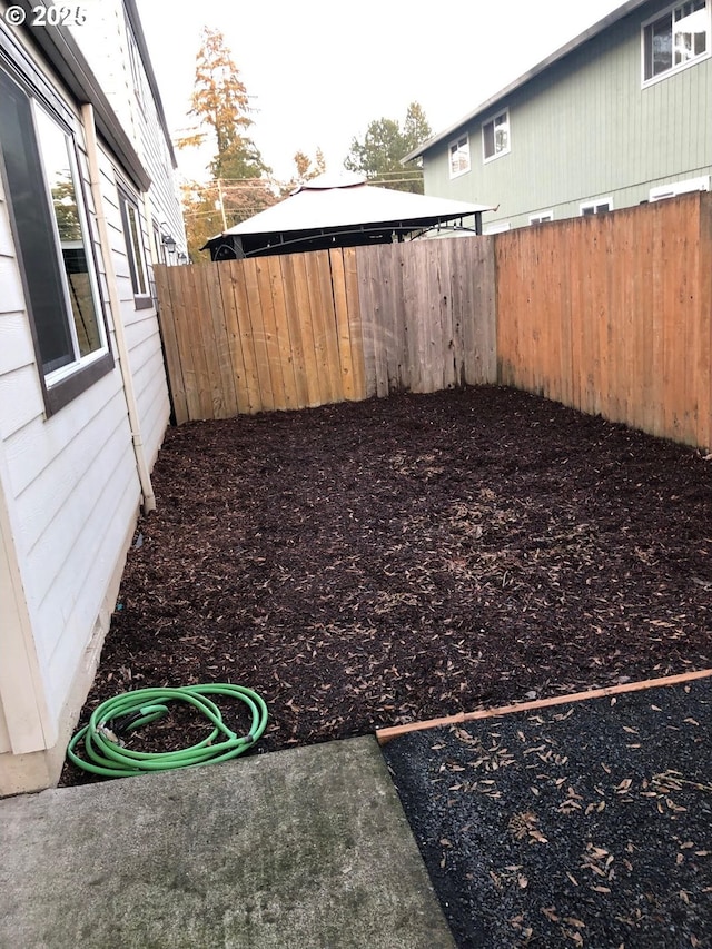 323 S Locust St, Canby, OR 97013 - view of yard featuring a gazebo