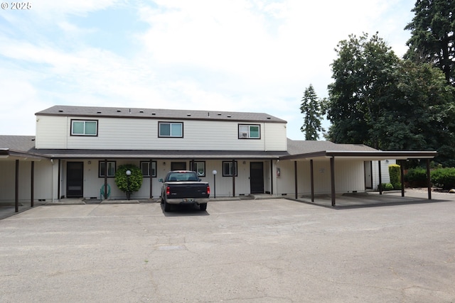 323 S Locust St, Canby, OR 97013 - view of property with uncovered parking and roof with shingles