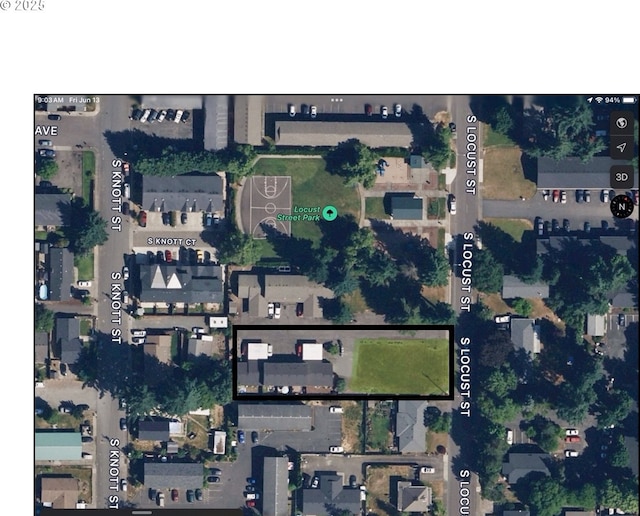 323 S Locust St, Canby, OR 97013 - map of property location with property boundaries highlighted