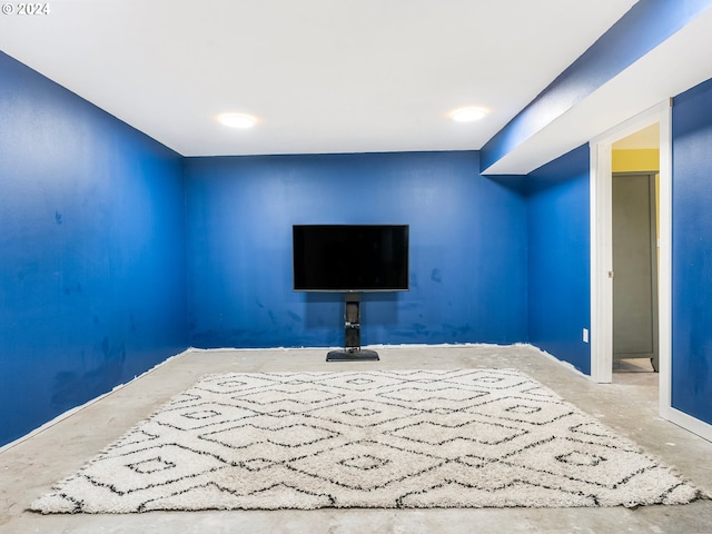27915 NE Thompson Cir, Yacolt, WA 98675 - interior space with concrete flooring