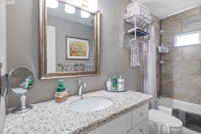 5583 54th Ct, Salem, OR 97317 - full bath featuring vanity, toilet, and shower / tub combo with curtain