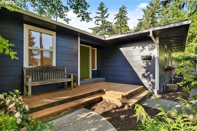 2941 SW Moss St, Portland, OR 97219 - view of wooden deck
