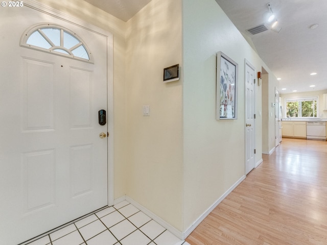 1761 SW Songbird St, Mcminnville, OR 97128 - foyer entrance with light wood-style flooring, baseboards, and recessed lighting
