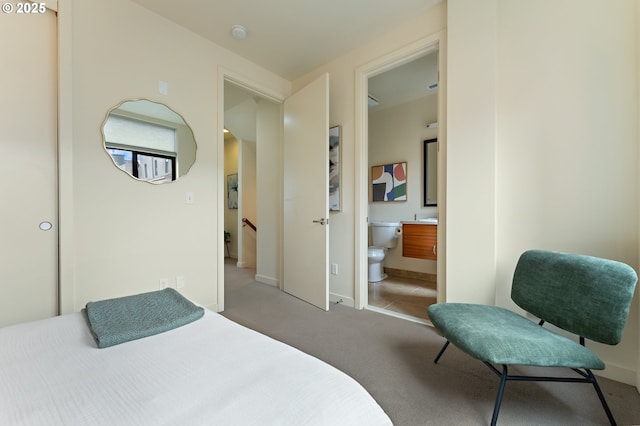 1660 NW Riverscape Dr, Portland, OR 97209 - bedroom with light carpet and ensuite bath