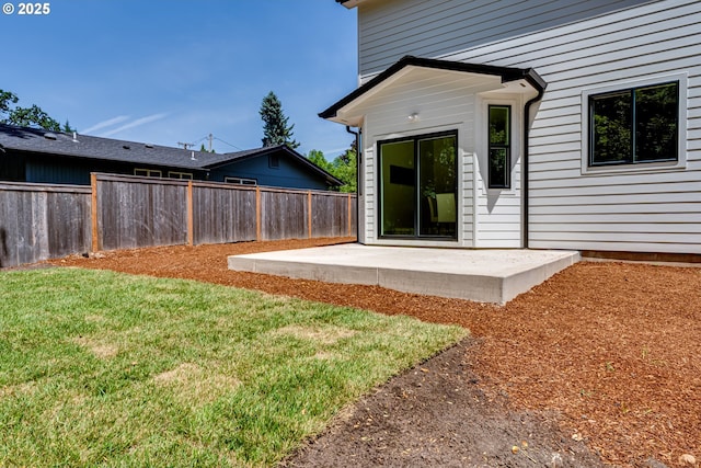 2110 Labona Dr, Eugene, OR 97404 - fenced backyard with a patio area