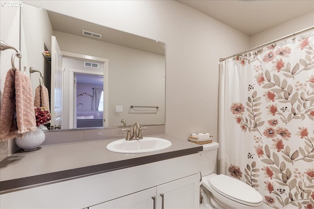 456 Cornwell St, Woodburn, OR 97071 - full bathroom featuring vanity and a shower with shower curtain