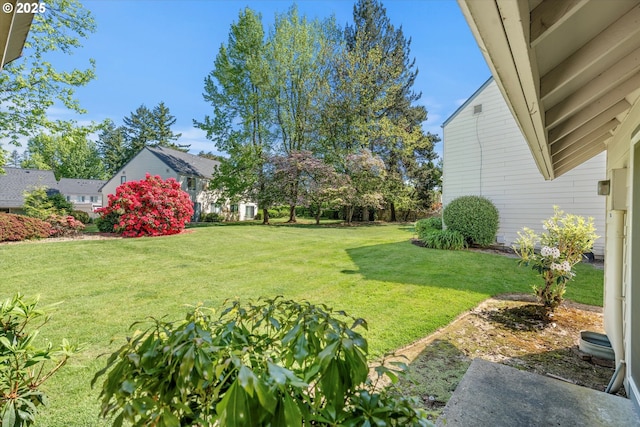 110 NE Village Squire Ave Unit 12, Gresham, OR 97030 - view of grassy yard