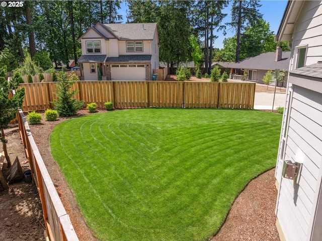 5826 SW Grayson Ter, Beaverton, OR 97078 - view of yard with a garage