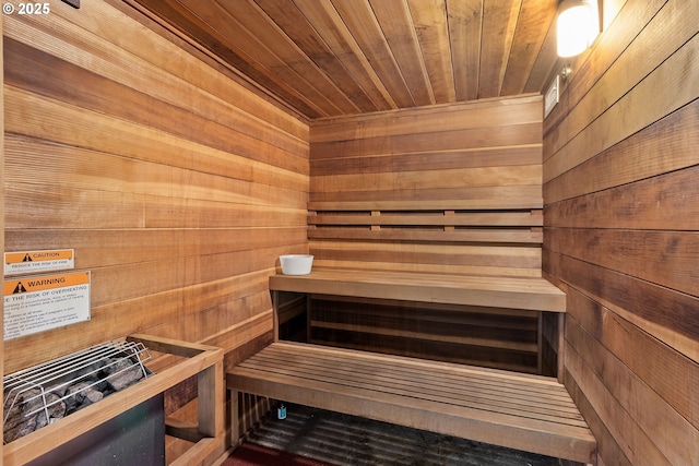 view of sauna / steam room