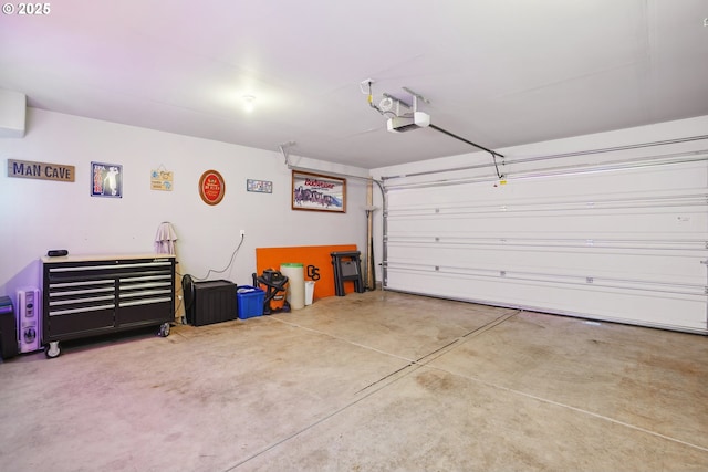 29176 SW Costa Cir E, Wilsonville, OR 97070 - garage with a garage door opener