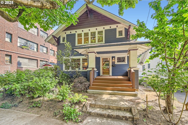 view of front of house featuring a porch