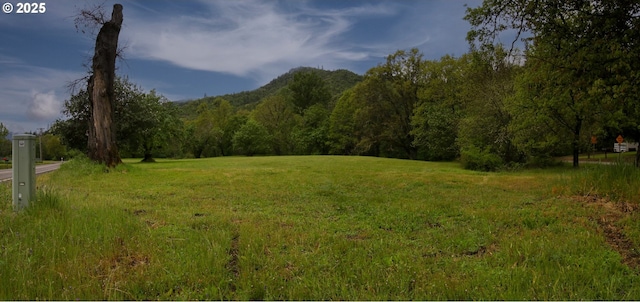 2661 Wards Creek Rd, Rogue River, OR 97537