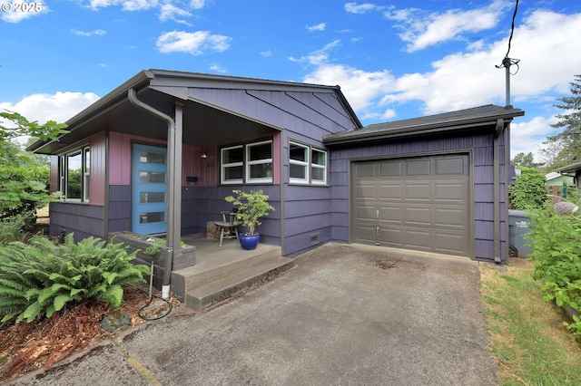 2940 Pearl St, Eugene, OR 97405 - ranch-style home with driveway and a garage