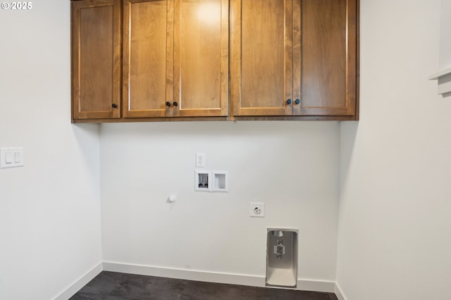 17109 NE 82nd St, Vancouver, WA 98682 - washroom featuring cabinet space, washer hookup, hookup for a gas dryer, baseboards, and hookup for an electric dryer
