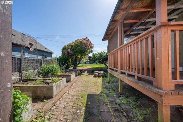 520 Elm Ave, Tillamook, OR 97141 - view of yard featuring a vegetable garden