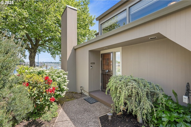 view of property entrance