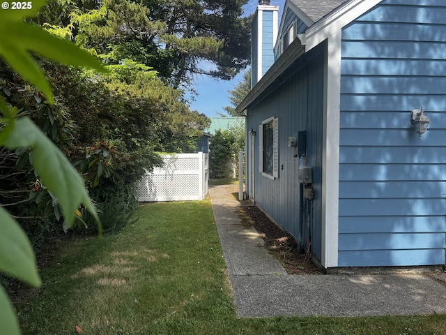 1011 Heather Ct, Reedsport, OR 97467 - view of yard