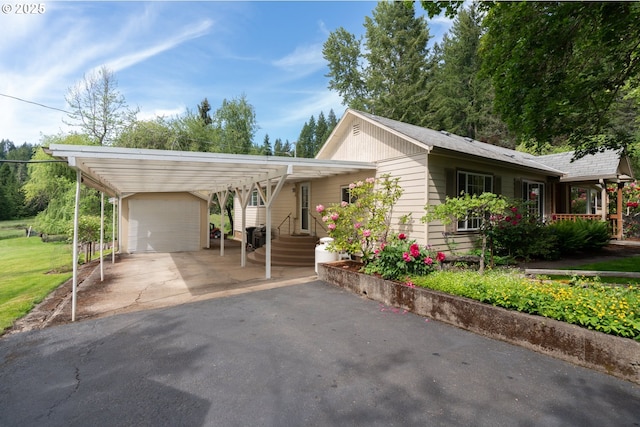 77690 Brock Rd, Oakridge, OR 97463 - single story home with driveway