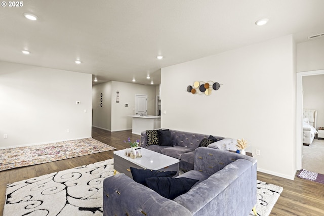 4781 Breitenbush Ave, Salem, OR 97301 - living room featuring recessed lighting and wood finished floors