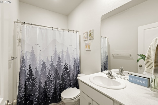 4781 Breitenbush Ave, Salem, OR 97301 - bathroom with vanity and a shower with curtain