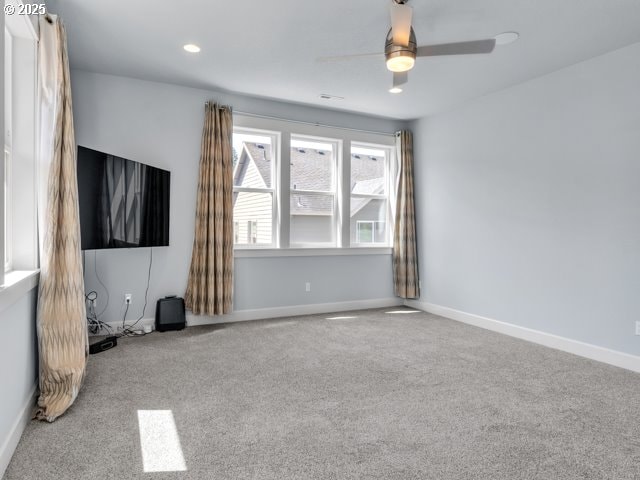 14509 SE Faircrest St, Clackamas, OR 97015 - unfurnished living room featuring carpet floors, a ceiling fan, and recessed lighting