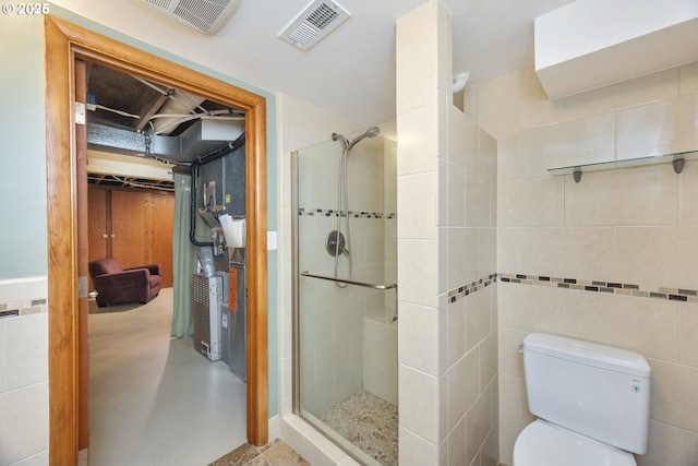 3132 SE 58th Ave, Portland, OR 97206 - full bath with a stall shower and concrete floors