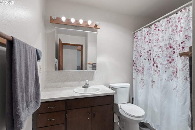 272 Whipple Tree Dr, Yoncalla, OR 97499 - full bath featuring vanity, toilet, and a shower with shower curtain