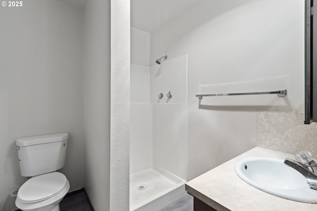 272 Whipple Tree Dr, Yoncalla, OR 97499 - full bath with toilet, a shower, and vanity