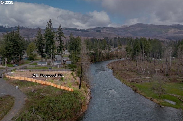 241 598891 Dogwood Dr, Gates, OR 97346