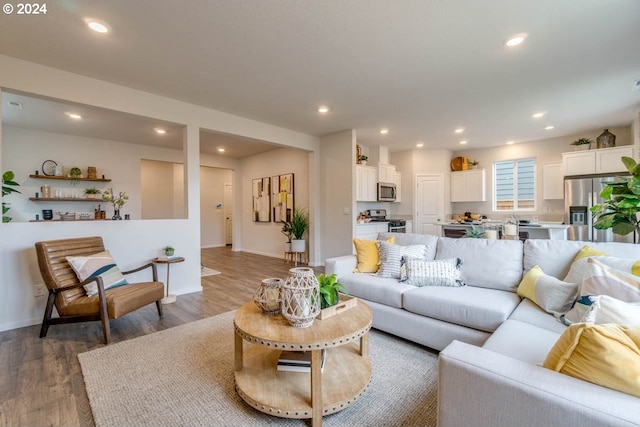 2891 V St, Springfield, OR 97477 - living room with wood finished floors, recessed lighting, and baseboards