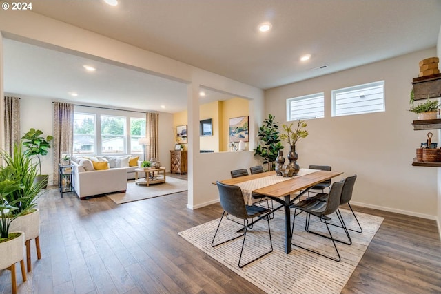 2891 V St, Springfield, OR 97477 - dining space with healthy amount of natural light, wood finished floors, recessed lighting, and baseboards