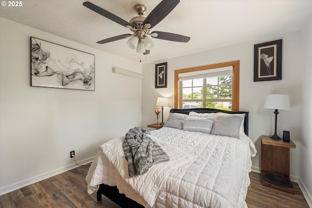 332 26th Ave, Longview, WA 98632 - bedroom featuring wood finished floors, baseboards, and a ceiling fan