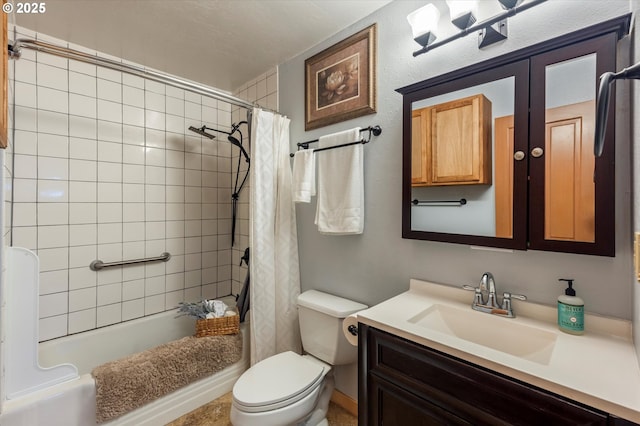 332 26th Ave, Longview, WA 98632 - full bath featuring vanity, toilet, and shower / bath combo with shower curtain