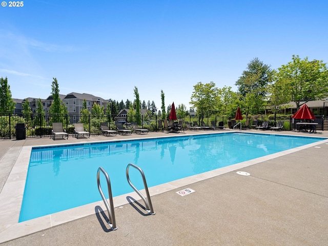 15582 SE Owl Ln, Happy Valley, OR 97015 - community pool with a patio