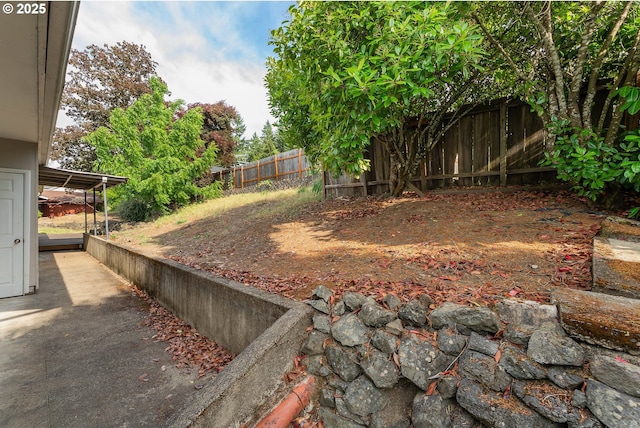 2431 W Crestview Ave, Roseburg, OR 97471 - fenced backyard with a patio area