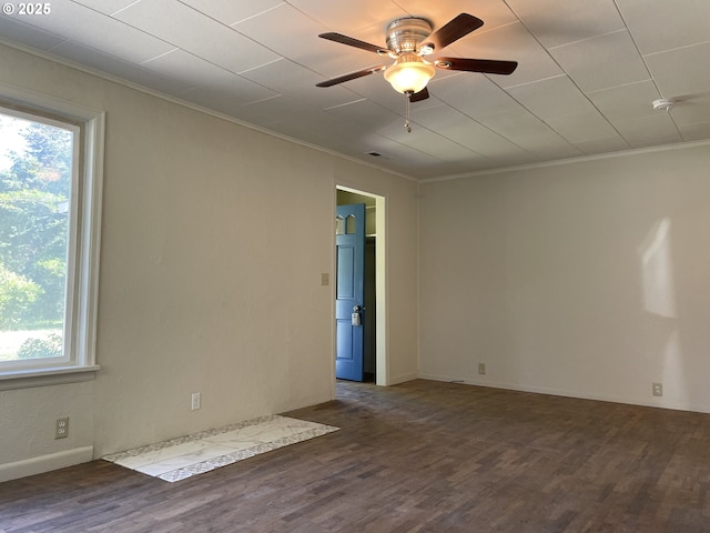 154 Decoy Ln, Myrtle Creek, OR 97457 - unfurnished room with plenty of natural light, wood finished floors, crown molding, a smoke detector, and a ceiling fan