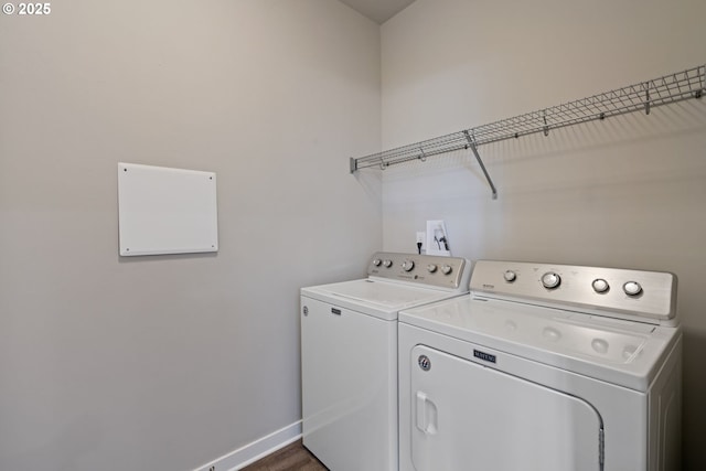 7314 NE 66th St, Vancouver, WA 98662 - laundry area with washing machine and clothes dryer and baseboards