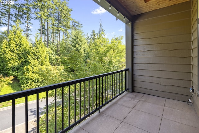 10122 SW Morrison St, Portland, OR 97225 - view of balcony