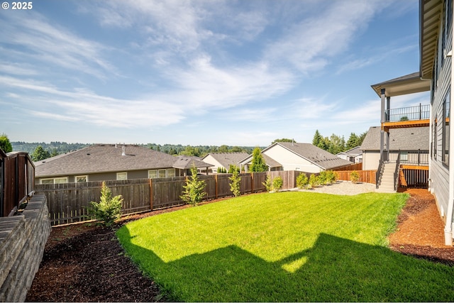 118 W 13th Way, La Center, WA 98629 - view of yard with a residential view