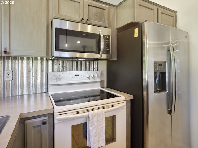 503 E Yacolt Rd, Yacolt, WA 98675 - kitchen with stainless steel appliances and light countertops