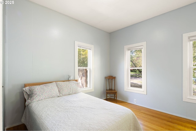 1963 Villard St, Eugene, OR 97403 - bedroom featuring light wood-style floors and baseboards