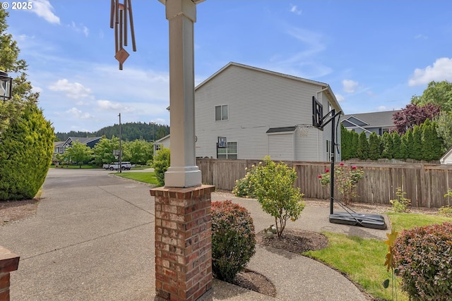 16085 SW Towhee Ln, Beaverton, OR 97007 - view of side of property