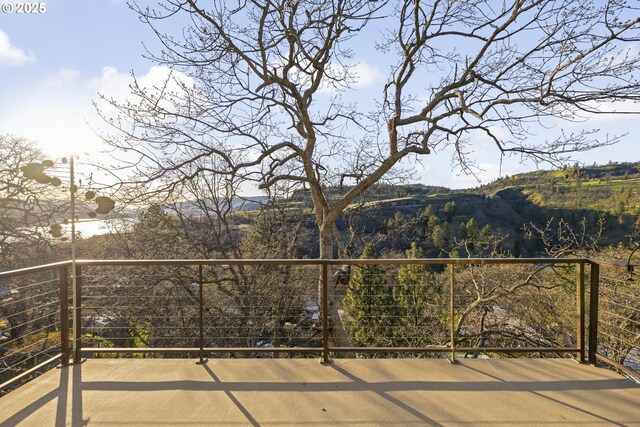 625 Columbia Ave, Lyle, WA 98635 - view of balcony